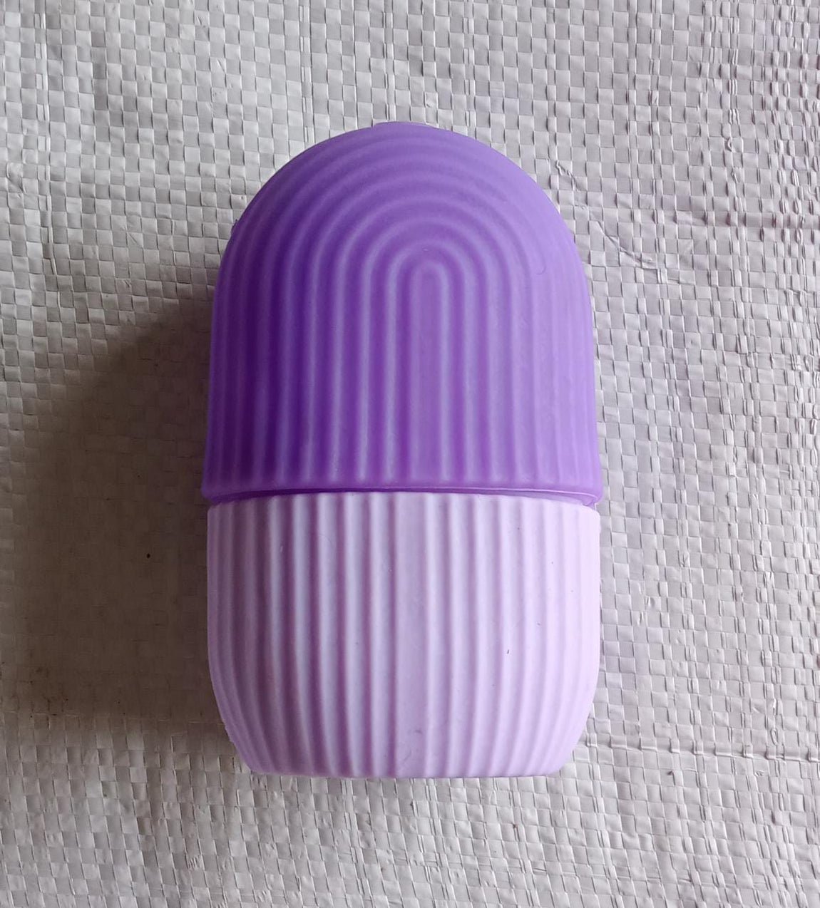 Beauty Ice Roller for Face Massager and Eye Reusable Face Rollers Facial Roller - Image 11