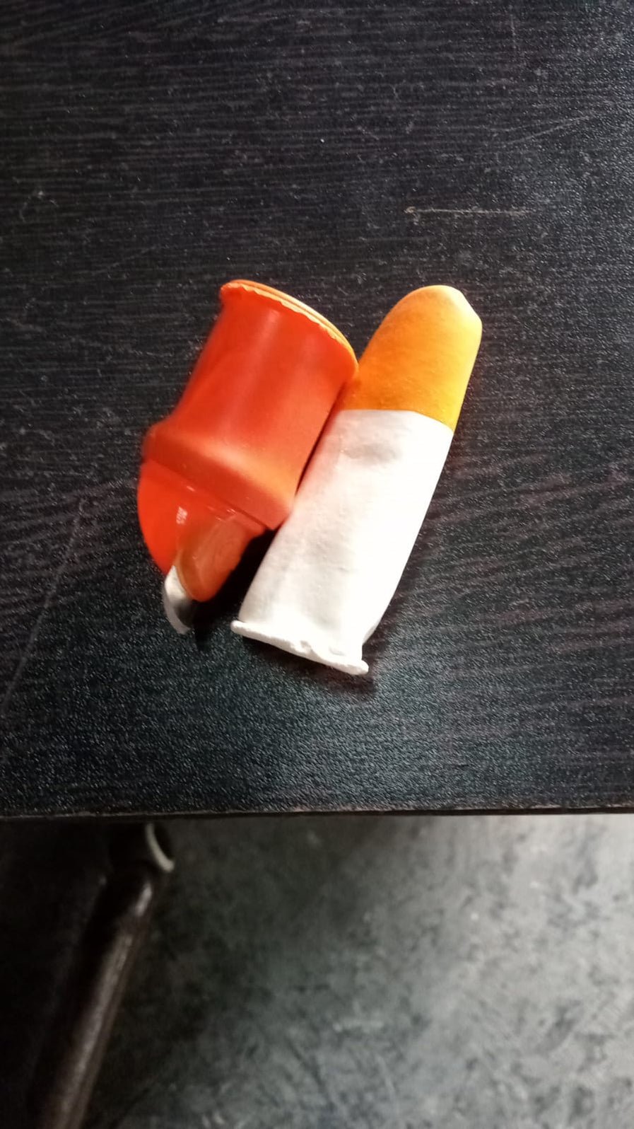 1 Pair V Thumb Cutter with Box for peeling and cutting of various types of vegetables and fruits etc - Image 5