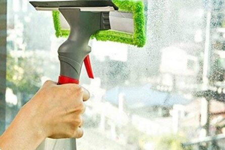 Superb 3-in-1 Glass Cleaner with Spray and Cleaning Brush