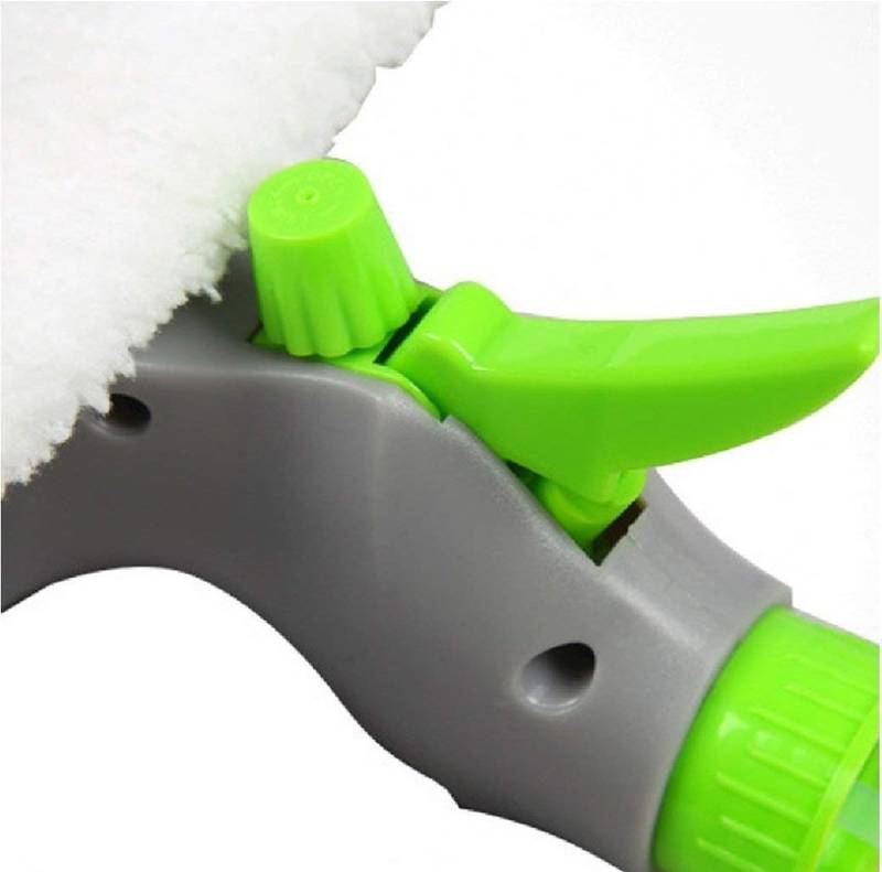 Superb 3-in-1 Glass Cleaner with Spray and Cleaning Brush - Image 2